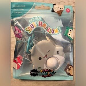 Squishmallows Mega Pop Keychain, Gordon the Shark, new!